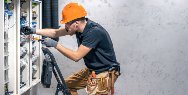 Best Local Electrician Companies  in Southgate, FL